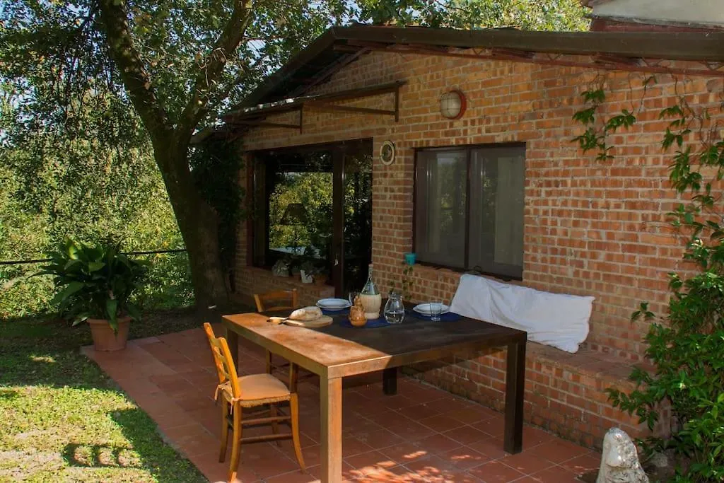Marziani Rustic Tuscan House Villa Capannori